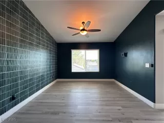 Photo #2: 2685229 Listing 