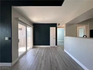 Photo #3: 2685229 Listing 