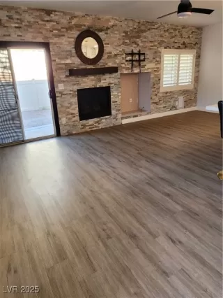 Photo #2: 2685232 Listing