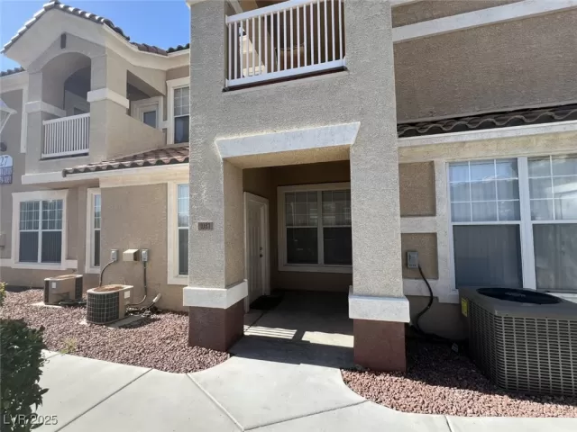 MLS: 2685323 Condo For Sale