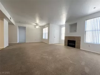 Photo #2: 2685323 Listing 