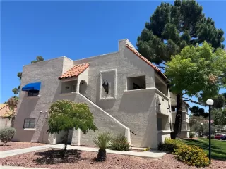 Photo #2: 2685371 Listing 