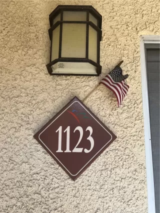 Photo #1: 2685387 Listing 