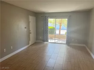 Photo #2: 2685387 Listing 