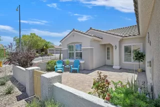 Photo #1: 2685406 Listing