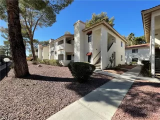 Photo #1: 2685408 Listing 