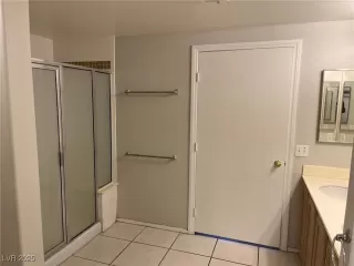 Photo #5: 2685437 Listing 