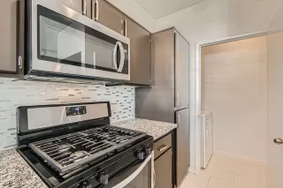 Photo #3: 2685438 Listing