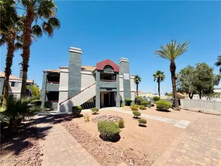 Photo #2: 2685518 Listing 