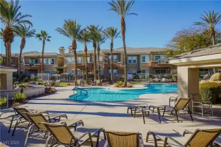 Photo #2: 2685526 Listing 