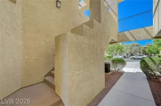 Photo #3: 2685543 Listing 