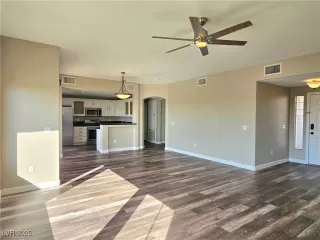 Photo #6: 2685543 Listing 