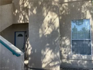 Photo #1: 2685558 Listing 