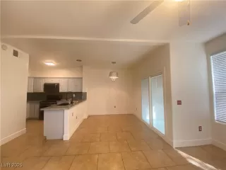 Photo #5: 2685558 Listing 