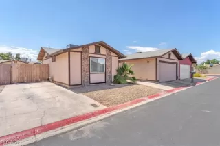 Photo #1: 2685565 Listing