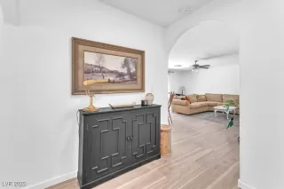 Photo #4: 2685565 Listing