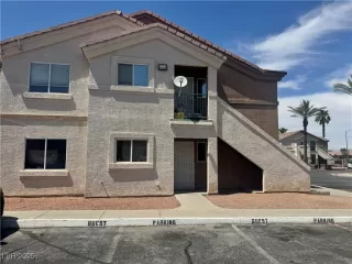 Photo #6: 2685575 Listing