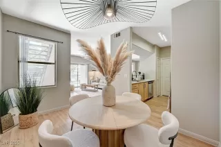 Photo #1: 2685595 Listing