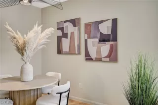 Photo #3: 2685595 Listing