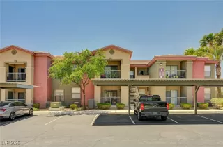 Photo #5: 2685595 Listing