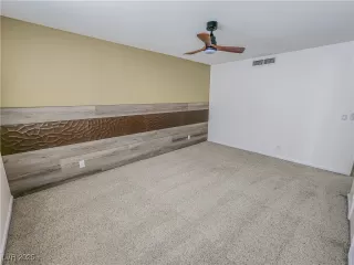 Photo #3: 2685602 Listing 
