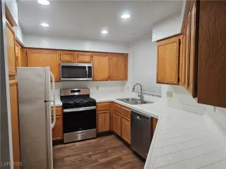 Photo #5: 2685638 Listing 