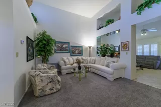 Photo #1: 2685641 Listing 