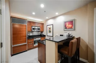 Photo #5: 2685652 Listing 