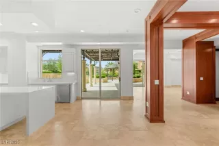 Photo #3: 2685673 Listing 