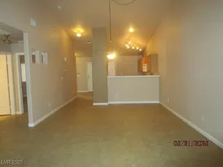 Photo #3: 2685709 Listing 