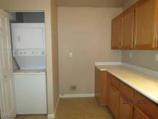 Photo #6: 2685709 Listing 