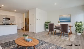 Photo #6: 2685720 Listing