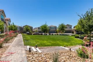 Photo #1: 2685730 Listing