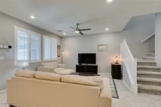 Photo #6: 2685730 Listing