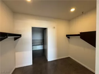 Photo #3: 2685738 Listing 