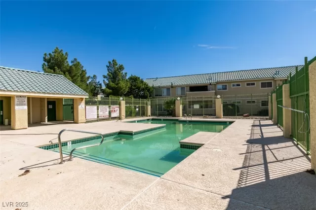 MLS: 2685747 Condo For Sale