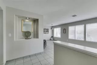 Photo #1: 2685747 Listing 