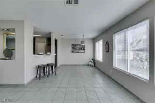 Photo #5: 2685747 Listing 