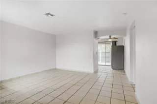 Photo #6: 2685765 Listing 