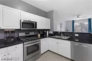 Photo #4: 2685768 Listing 