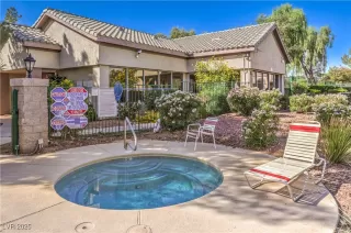 Photo #1: 2685778 Listing 