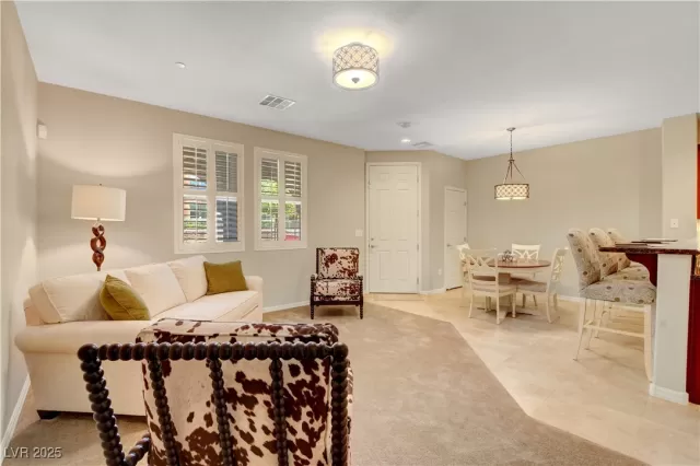 MLS: 2685784 Condo For Sale