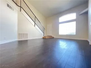 Photo #4: 2685786 Listing 