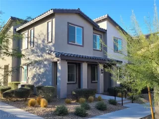 Photo #4: 2685802 Listing