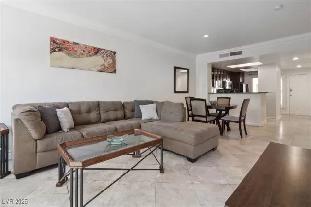 MLS: 2685836 Condo For Sale