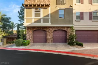 Photo #4: 2685867 Listing