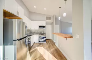 Photo #4: 2685897 Listing 