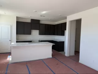 Photo #1: 2685925 Listing 