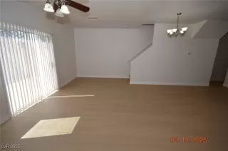 Photo #4: 2685928 Listing 