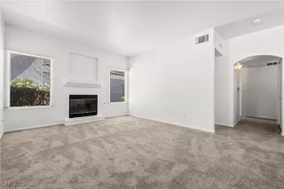 Photo #2: 2685944 Listing 